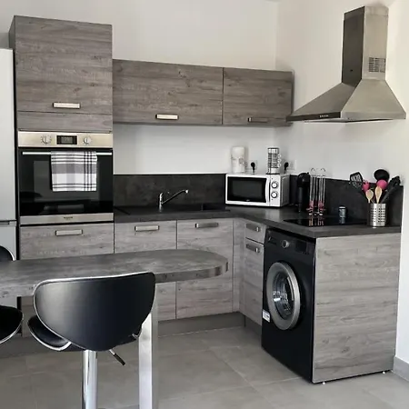 N4 Maison T2 Climatise Ajaccio (Corsica)