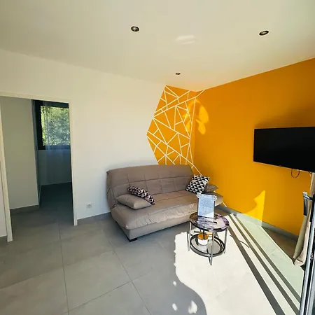 N4 Maison T2 Climatise * Ajaccio (Corsica)